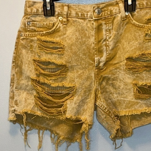 "NWT" FREE PEOPLE WOMEN'S MAGGIE DENIM JEAN SHORTS- YELLOW- SIZE 25‎ - Picture 8 of 12